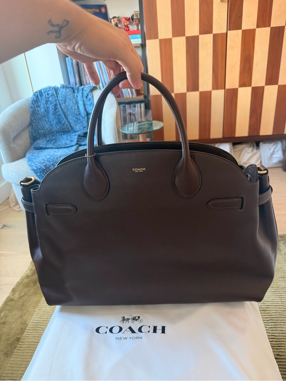 Coach Empire 48 Maple